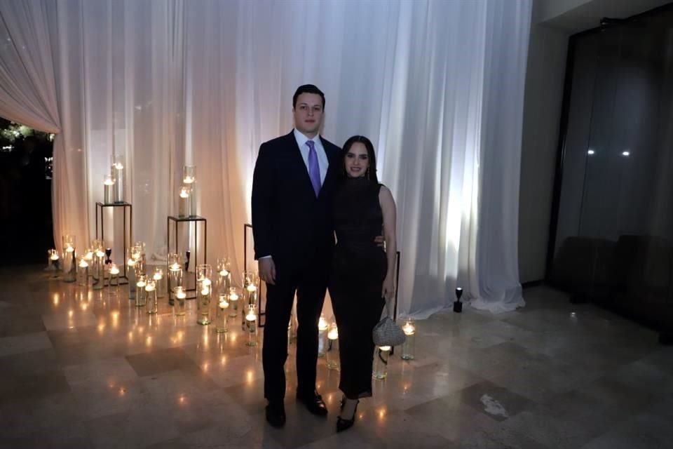 Mauricio Garzón y Alessandra Bazúa