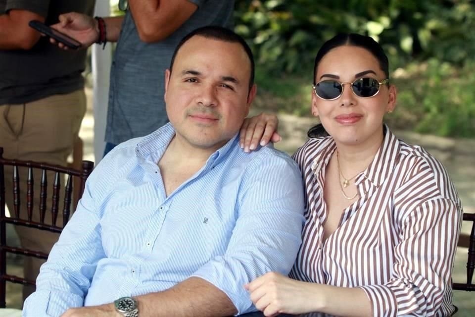 Roberto Canto y Diana Ramírez
