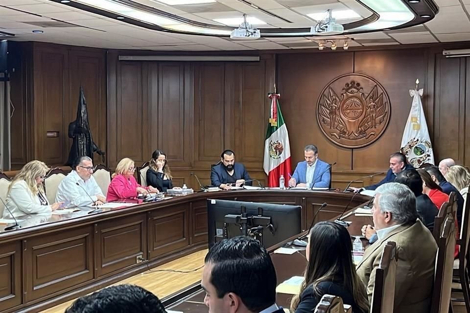 El Cabildo regio aprobó la modificación al artículo 140 bis del Reglamento de Tránsito.