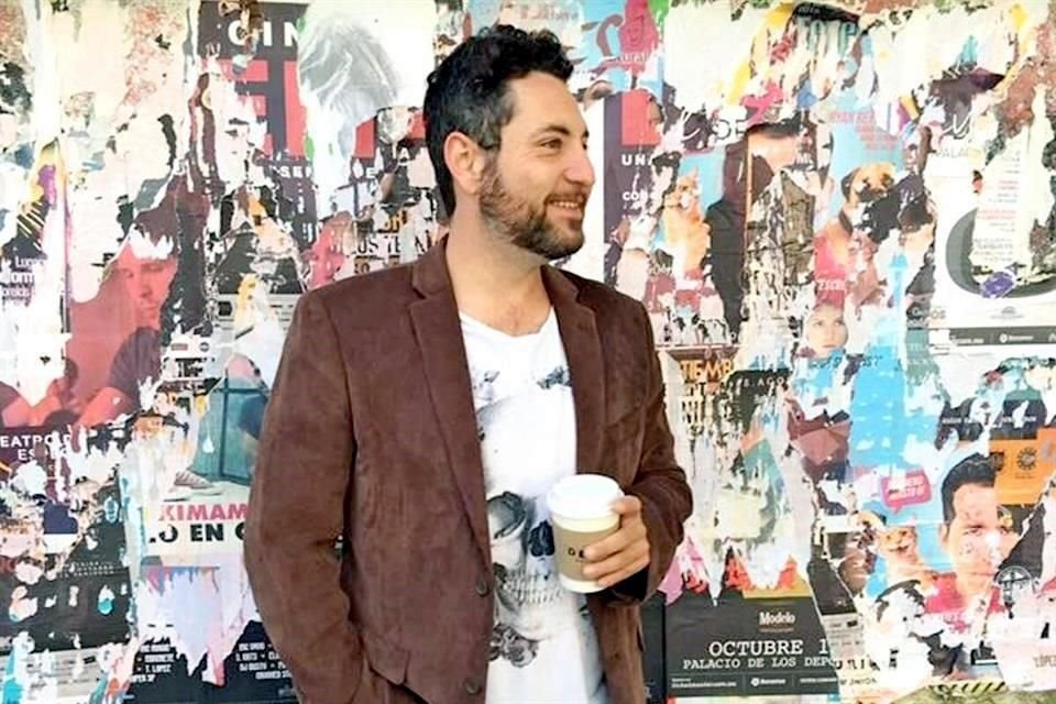 Bruno Bressa, baterista de Volován, promociona de manera alterna su álbum con ritmos africanos.