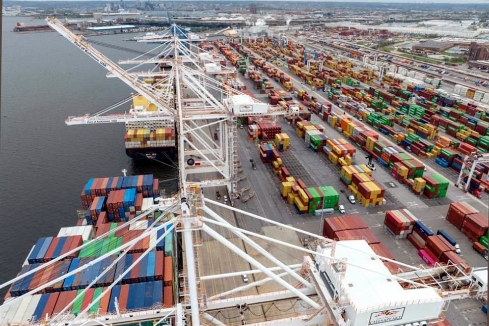 La Casa Blanca aclaró que la tasa arancelaria de China es de 145%, 125 del arancel recíproco más 20% de arancel por fentanilo, según CNBC.