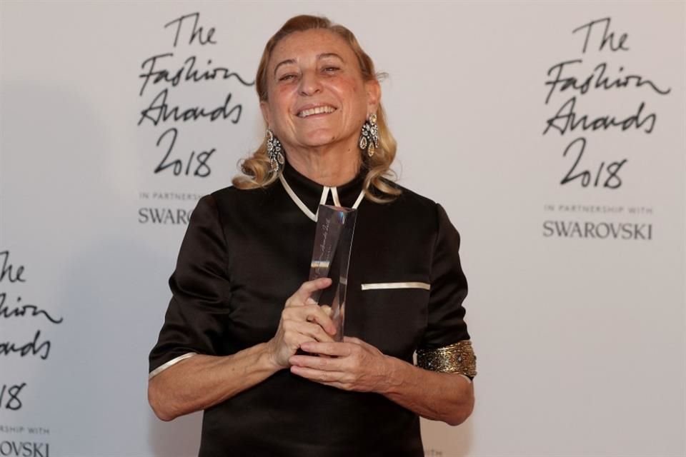 Padra adquiere a Versace
