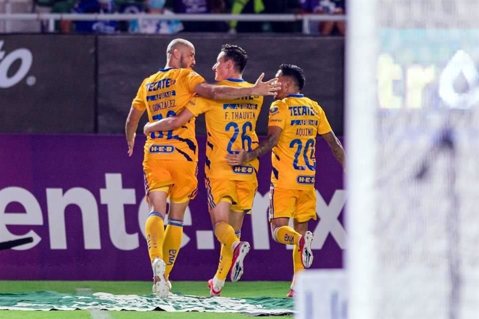 Tigres llegó a 11 puntos y ya metió presión en la zona  de Liguilla.