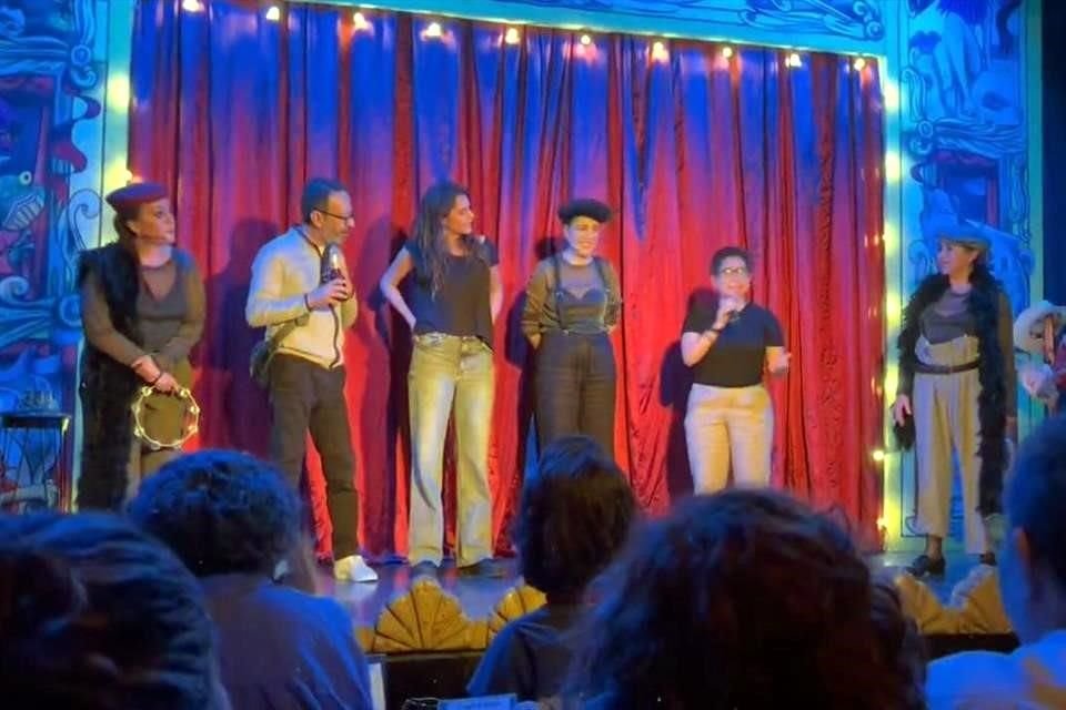 Alehli Ordóñez Rodríguez, aspirante local a jueza, acudió el sábado a un teatro donde habló de sus aspiraciones.