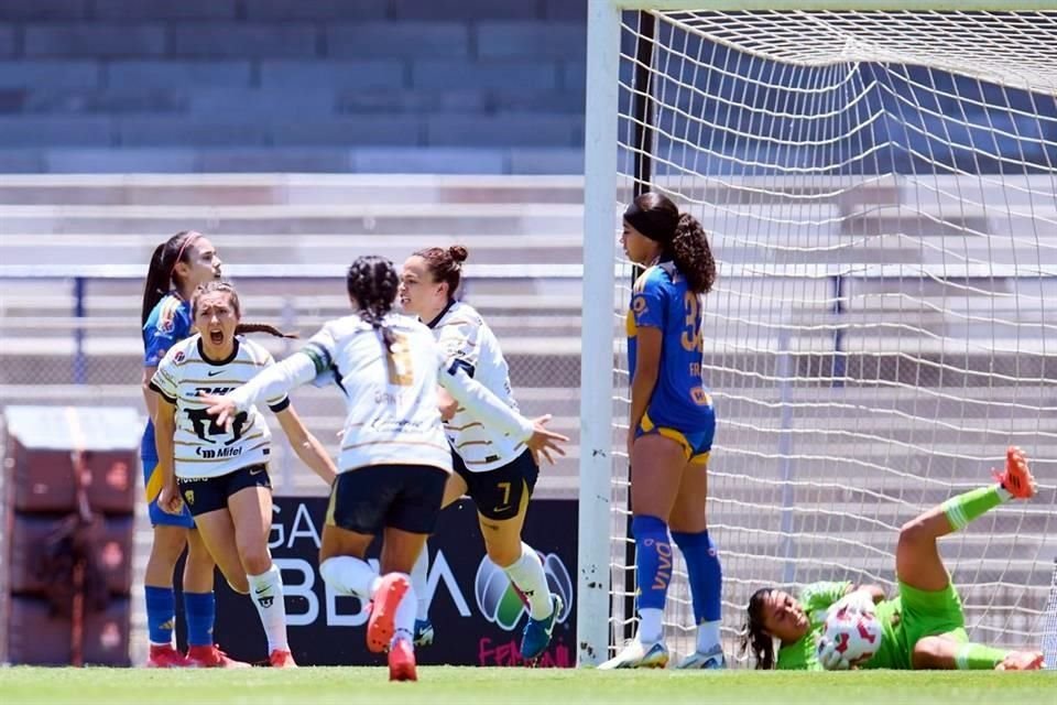 Tigres Femenil no pudo enderezar el camino en la Liga MX Femenil, tras caer 2-0 con Pumas para ligar 3 partidos sin ganar y tener su torneo con más derrotas.