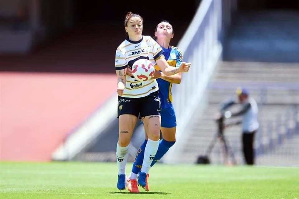 Tigres Femenil no pudo enderezar el camino en la Liga MX Femenil, tras caer 2-0 con Pumas para ligar 3 partidos sin ganar y tener su torneo con más derrotas.