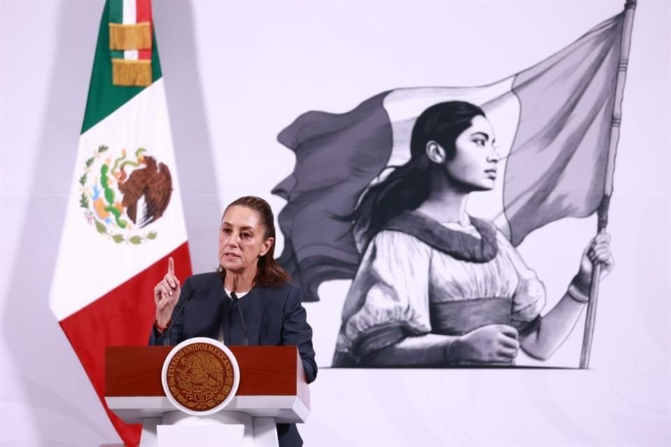 Sheinbaum dijo que sería absurdo prohibir narcocorridos y que su Gobierno busca crear conciencia colectiva contra la apología del delito.