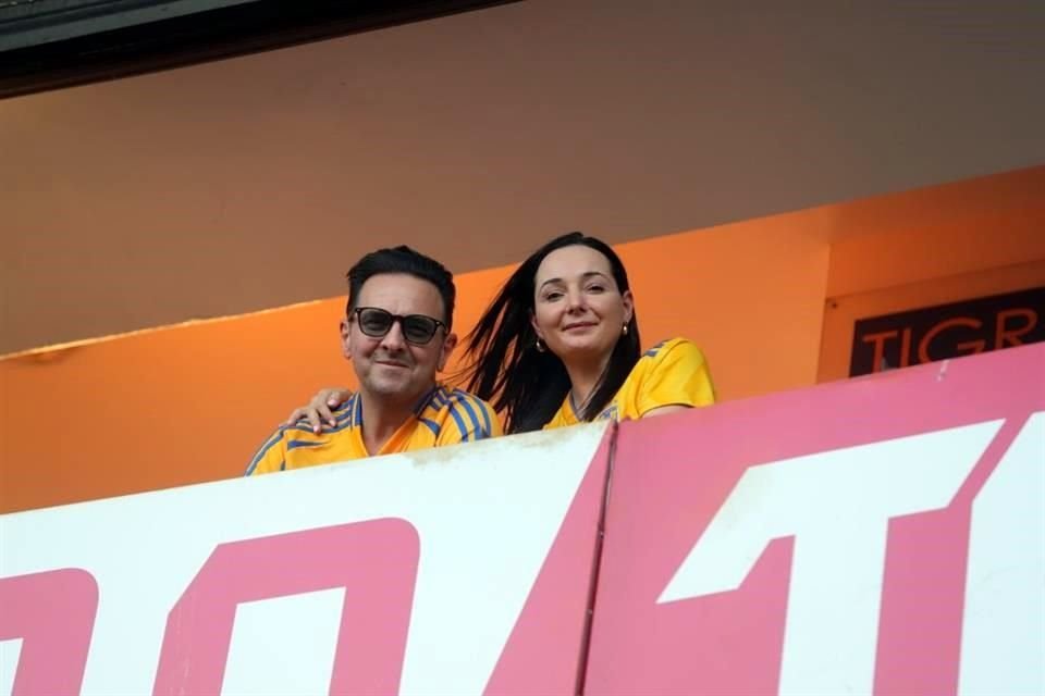 Ricardo Naya y Carolina Flores de Naya