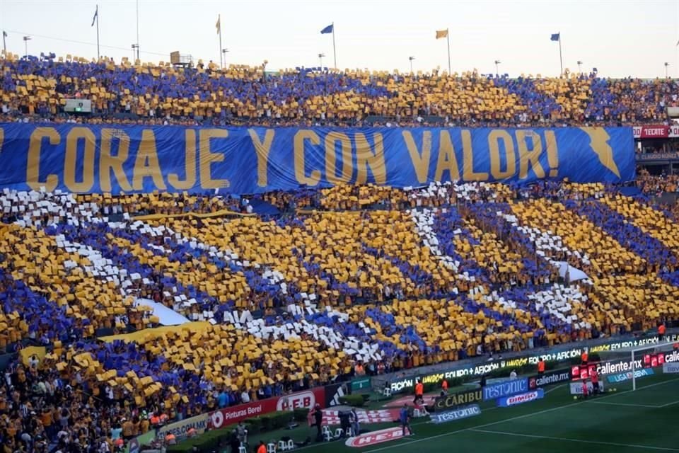 Aspecto del Clásico Regio 140