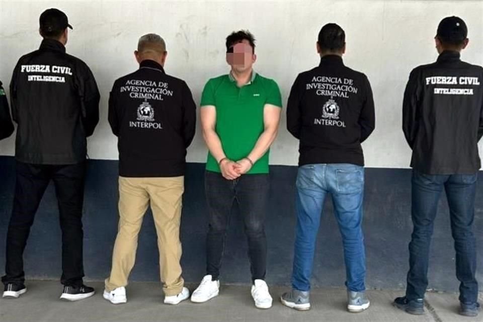 Un hombre buscado por fraudes en Cataluña, España es detenido por Fuerza Civil e Interpol en la Avenida Gómez Morín, en San Pedro.