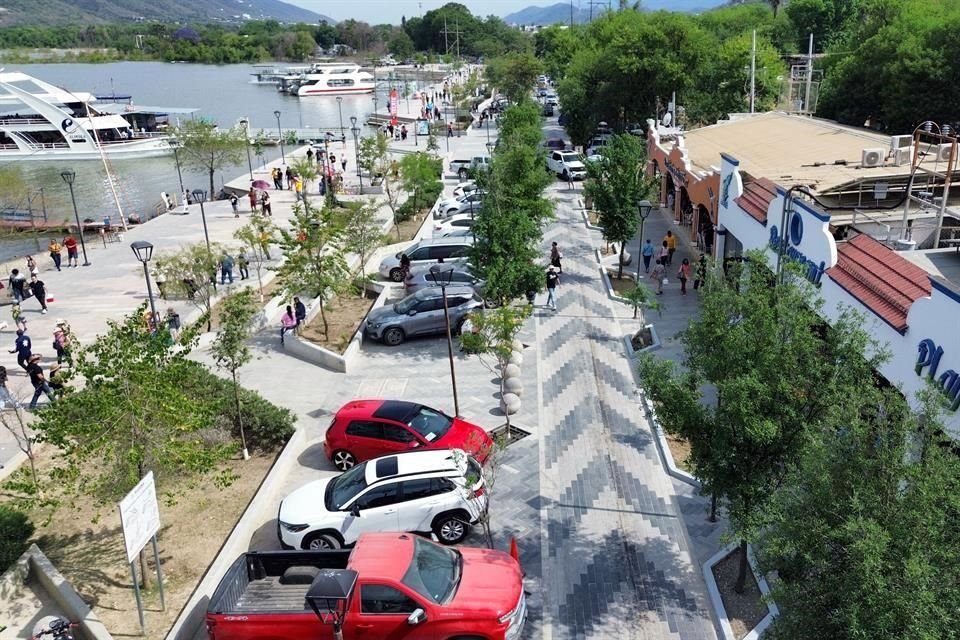 En la Presa La Boca, que se encuentra al 86 por ciento de su capacidad, los restaurantes estuvieron llenos y los paseos en caballos aumentaron. 