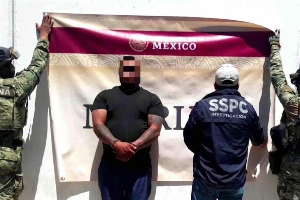 La Marina detuvo a Iván Fernando Zepeda, alias '4-40', presunto operador del CJNG  en los municipios de Nogales e Ímuris, Sonora.