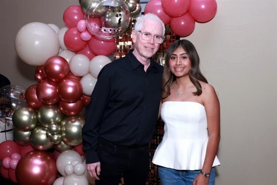 Roberto Escamilla Villalón y Roberta Escamilla Ramos