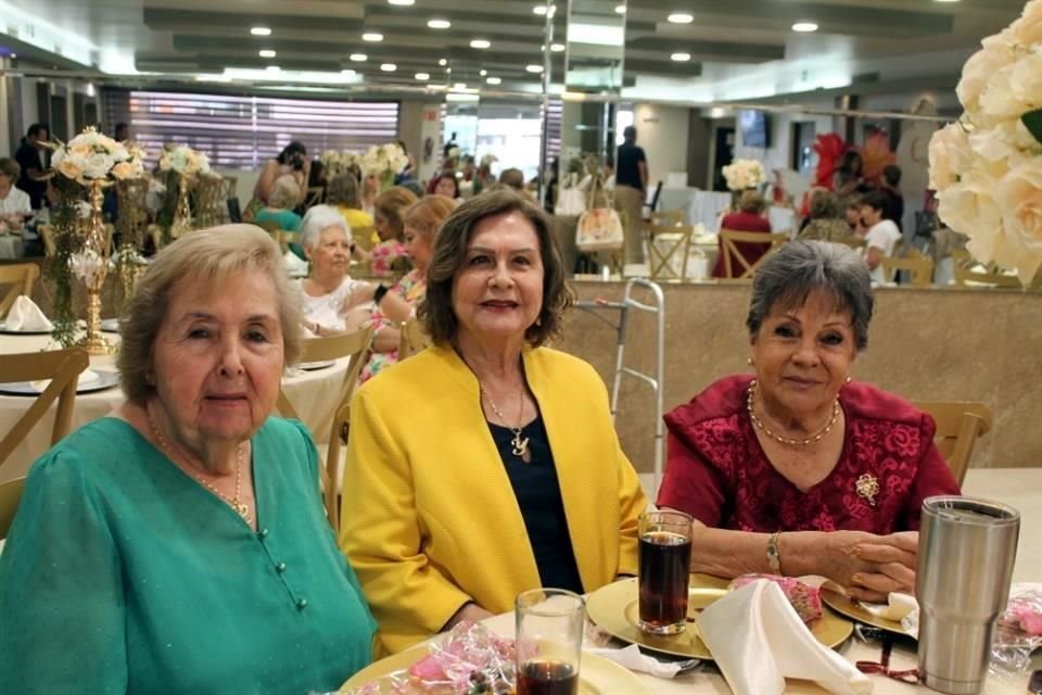 Alicia Cabriales, Yolanda González y Mary Carmen del Bosque