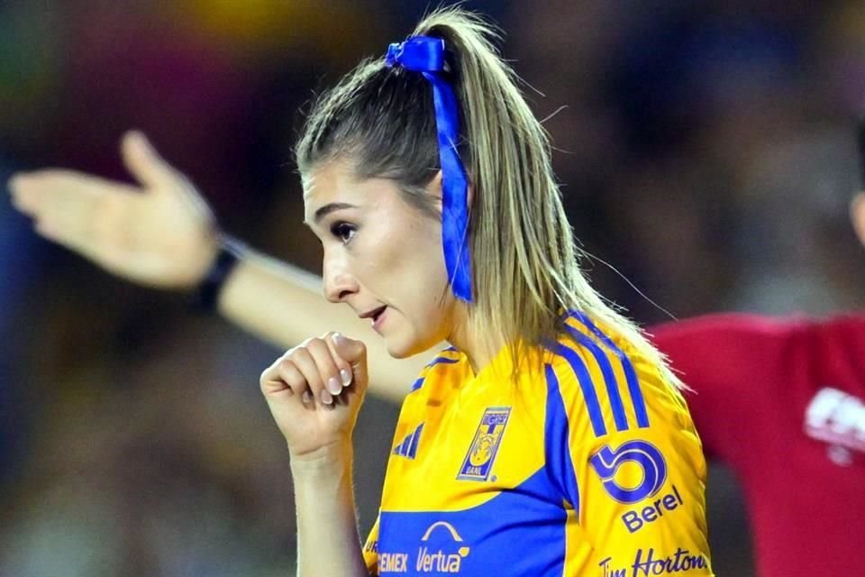Tatiana Flores se perdería la Liguilla.