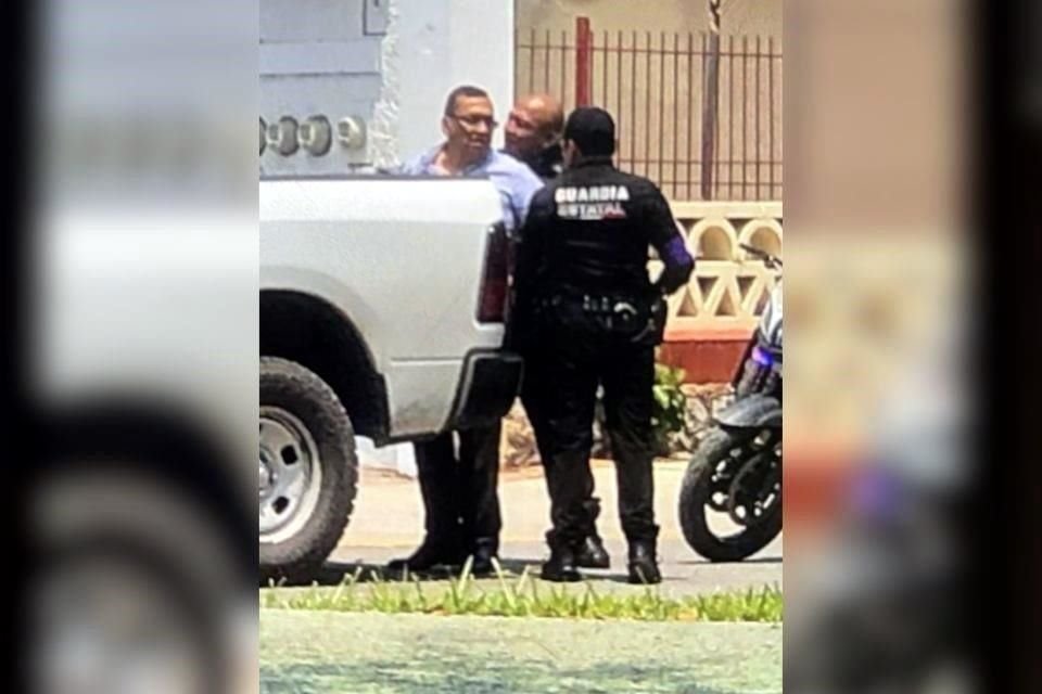 José Luis Aranza Aguilar, delegado del IMSS en Tamaulipas, fue detenido por presunta portación de un arma de fuego sin permiso y tres millones de pesos. Al no encontrarle nada, fue liberado