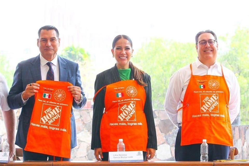 Home Depot invertirá mil 244 millones de pesos para la construcción de tres nuevas tiendas en la entidad.