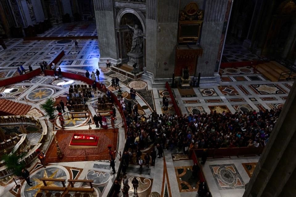 El funeral está previsto para el sábado por la mañana en la plaza de San Pedro y atraerá a jefes de Estado y de Gobierno de todo el mundo.