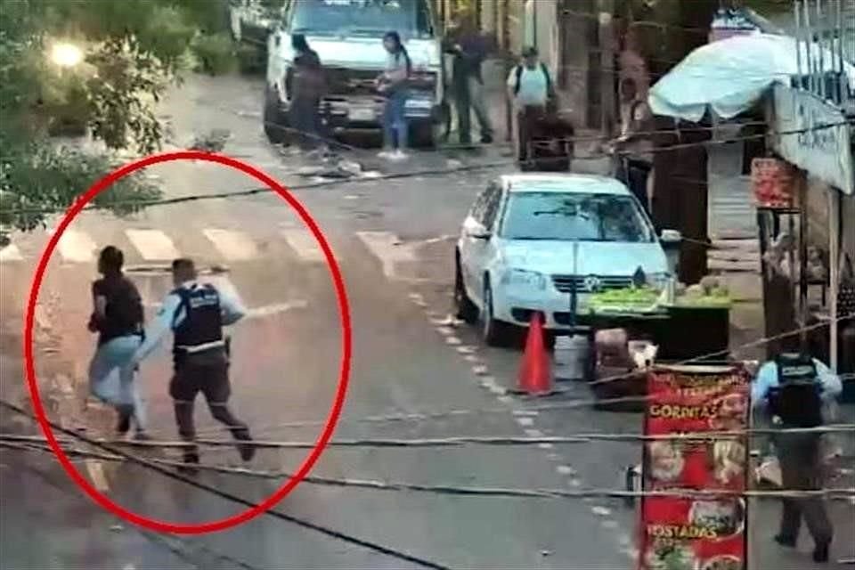 Su captura se realizó ayer a las 19:55 horas, en el cruce de las calles Ruperto Martínez y Colegio Civil, informó una fuente policial.