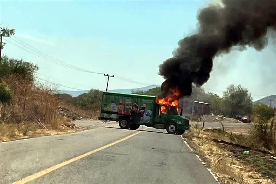 Ya aumentaron los secuestros y asesinatos de operadores, así como el robo de camiones vacíos.