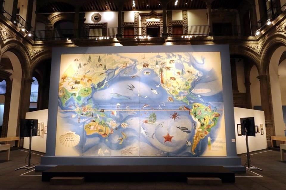 El mapa mural 'Fauna y flora del Pacífico', de Miguel Covarrubias, abre la muestra 'Una mirada sin fronteras' en el Palacio de Iturbide.