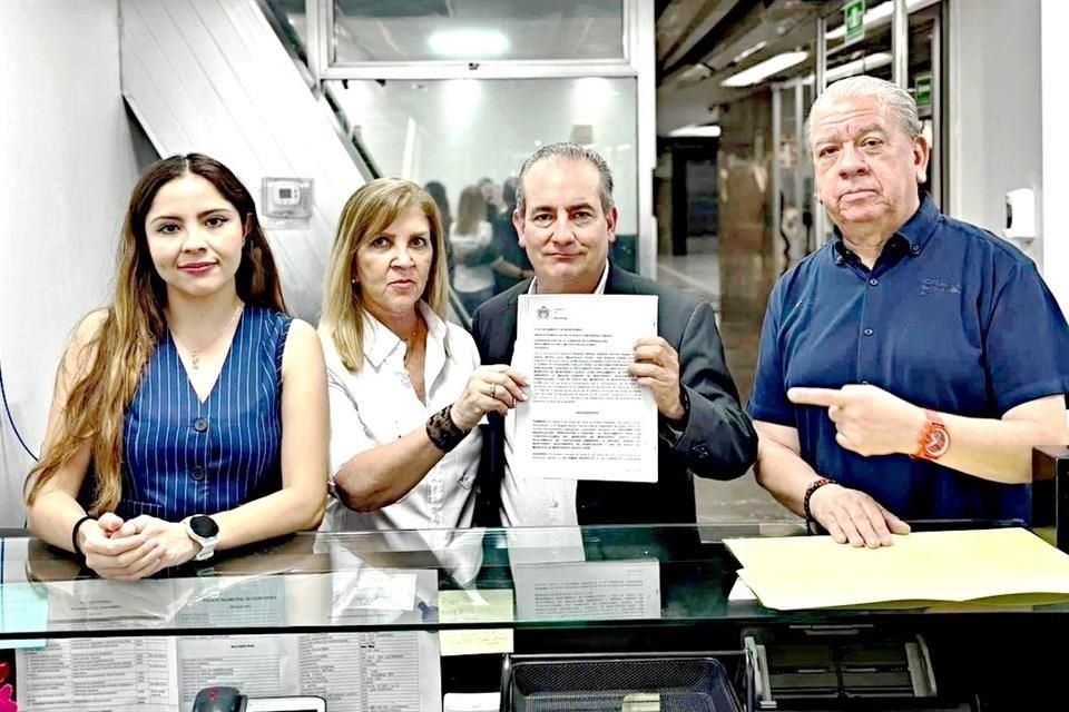 Regidores emecistas de Monterrey exigieron por escrito aclarar las reformas a normas urbanas que plantea el Municipio.