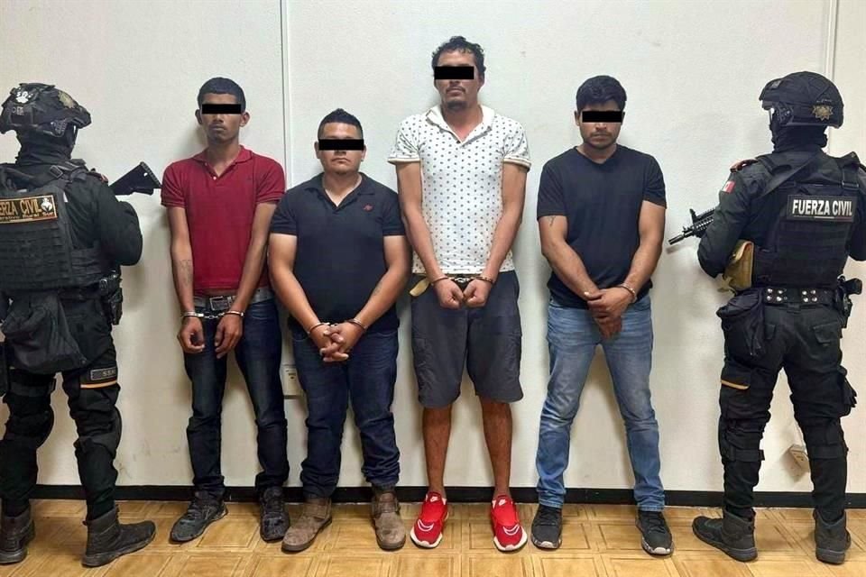 Martín, de 21 años; Alan, de 29; Antonio, de 30; y Omar, de 33.