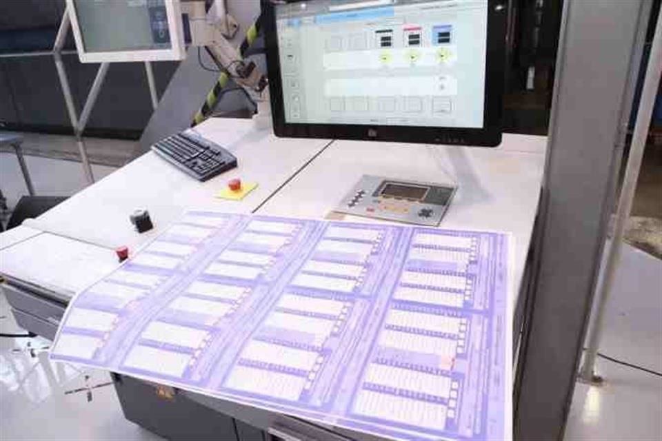 Tan sólo en el proceso electoral 2023-2024, en el que se eligieron alcaldes, diputaciones y Jefatura de Gobierno, el IECM inició mil 825 quejas. 