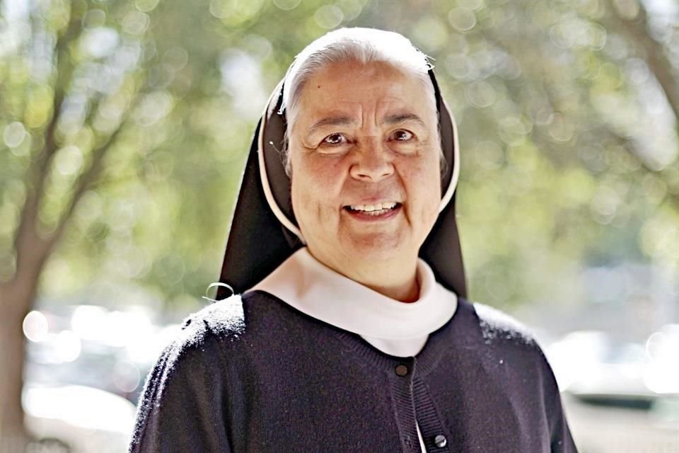 La Hermana Silvia Burnes estuvo presente en los funerales del Papa Francisco.