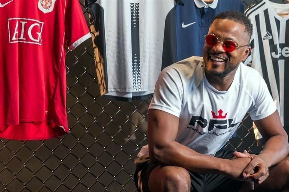 Evra se alista para su primer combate.