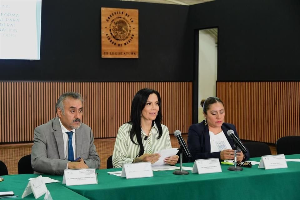 'No podemos seguir permitiendo que se borre, que se descalifique la dignidad de las personas. Un discurso de odio termina en ejecutar un asesinato', dijo Sánchez Barrios.