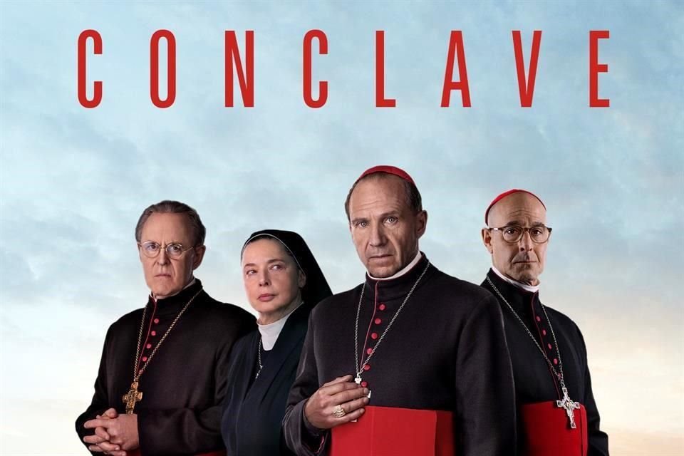 Cónclave retrata a un cardenal intersexual; la cinta impulsa el debate sobre derechos y visibilidad de personas intersexuales.
