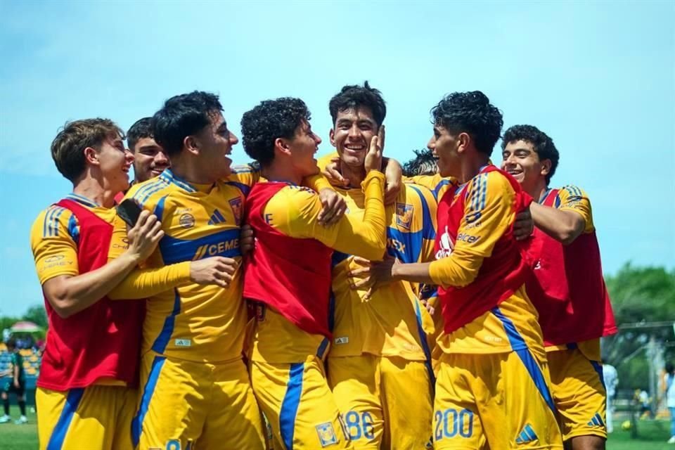 Tigres Sub 19 avanzó a los Cuartos de Final tras vencer a Santos.