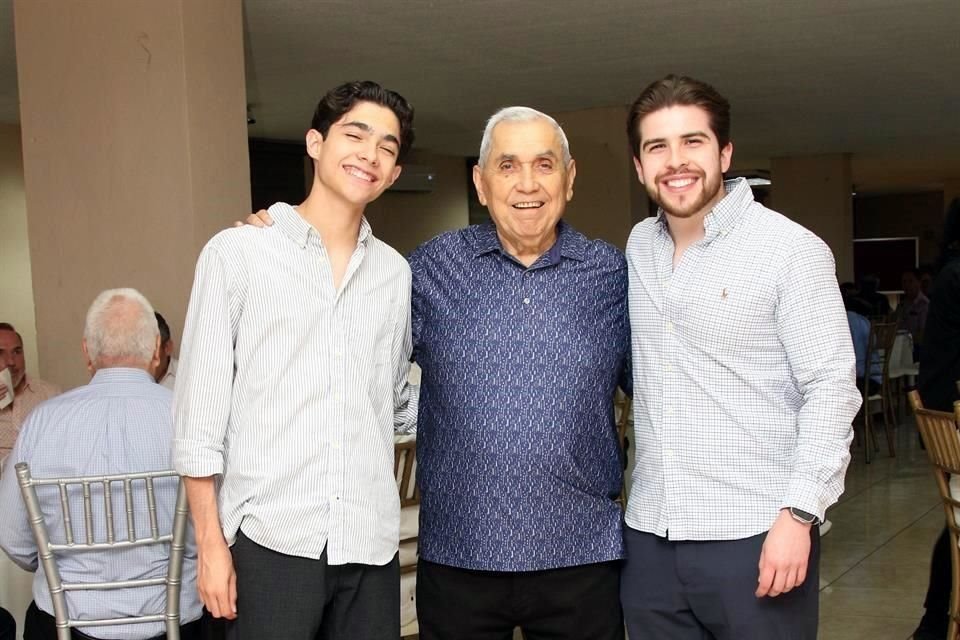 Leonel Luis González, Leonel Pedro Luis Cantú y Gerardo Lozano