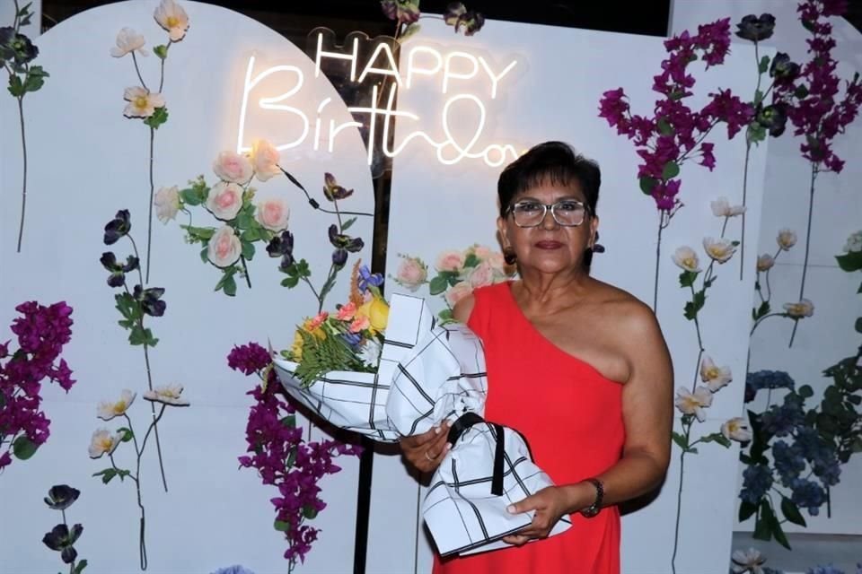 Silvia Morelos de Cardoso
