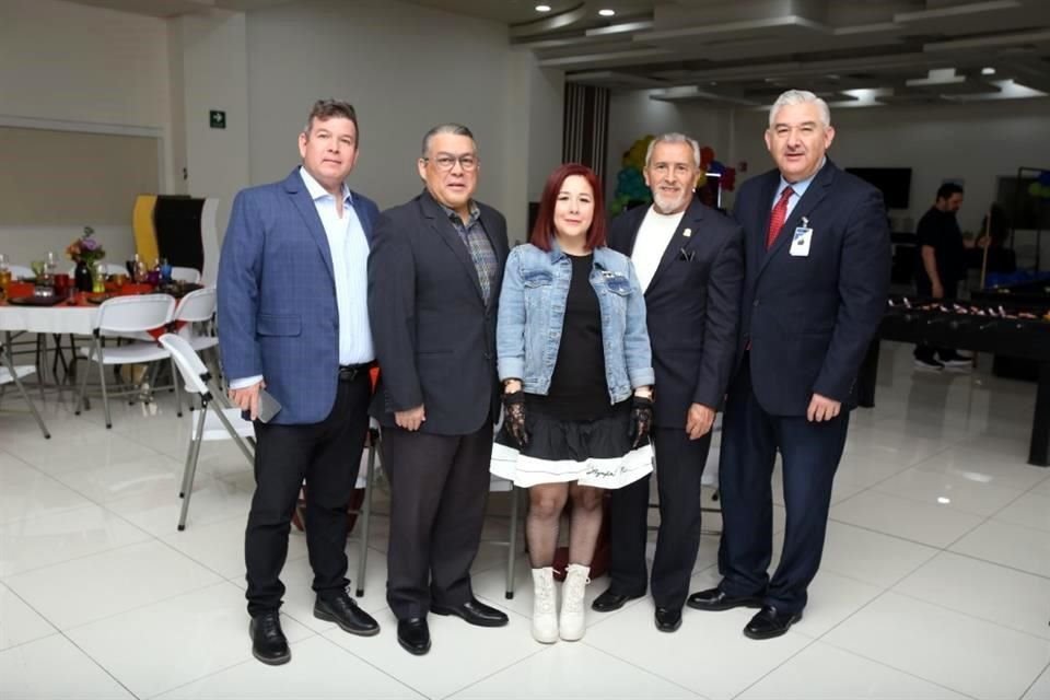 Ciro Reza, César Arcadio Cruz, Chantal Flores, Roberto Hernández y Francisco González