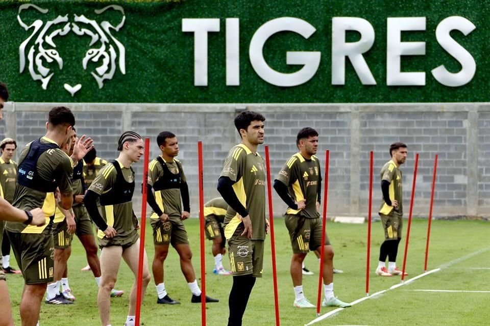 Los Tigres entrenaron este lunes en el CET, de cara a su partido ante Cruz Azul en la Concachampions.