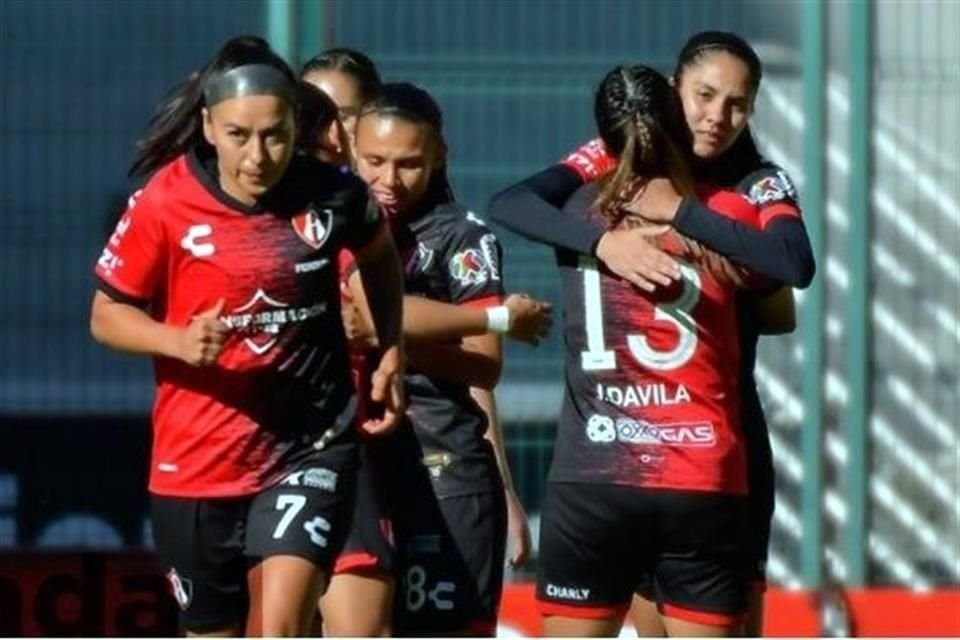 La victoria es necesaria para el Atlas ya que el haber sumado solamente 1 punto en 2 partidos le representó rezagarse hasta el quinto lugar de la tabla.