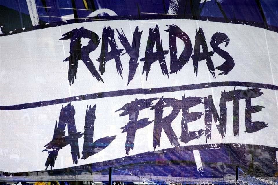 El apoyo para las jugadoras locales.