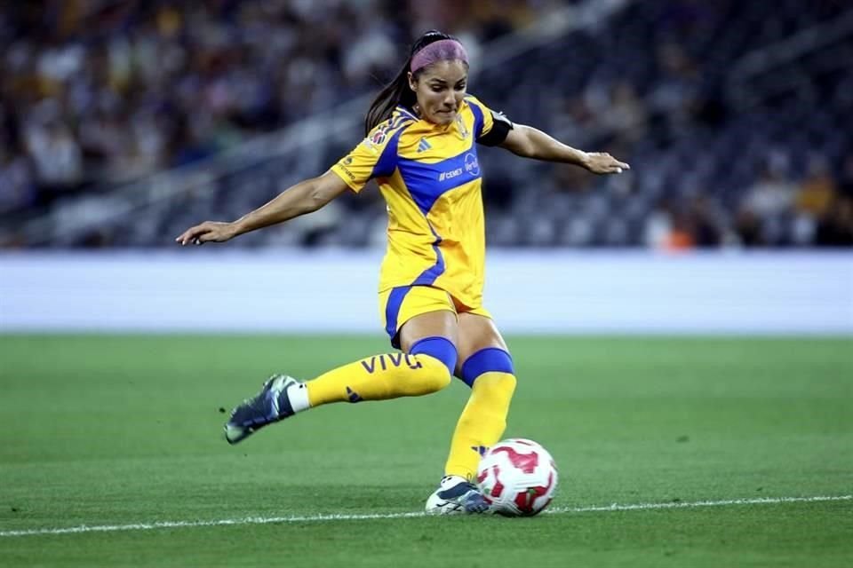 Cristina Ferral, capitana de Tigres Femenil.