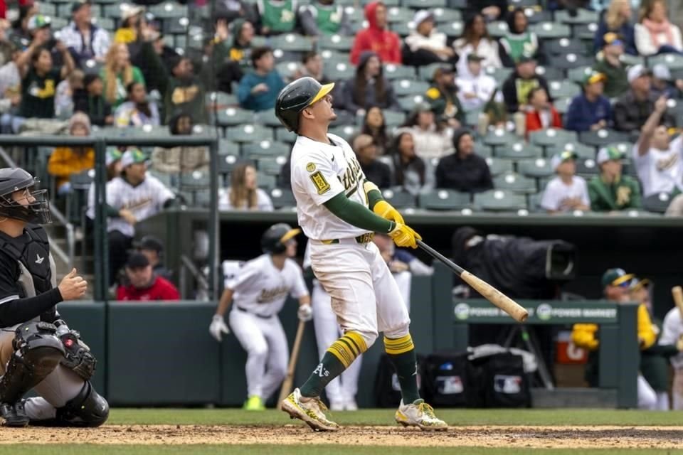Luis Urías fue el responsable de la victoria de los Athletics el pasado domingo con un cuadrangular en extrainnings.