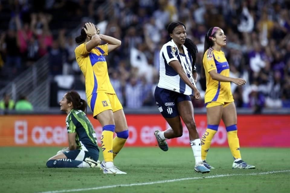 Para decretar el 1-1 (2-2 en el marcador global) y así el Monterrey Femenil logró su pase a Semifinales gracias a su mejor ubicación en la tabla general.