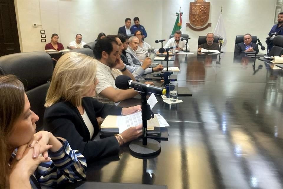 En sesión de Cabildo, la regidora Nora Andrade cuestionó que no se le entregará aún el contrato entre la administración y la empresa Alfasid del Norte.