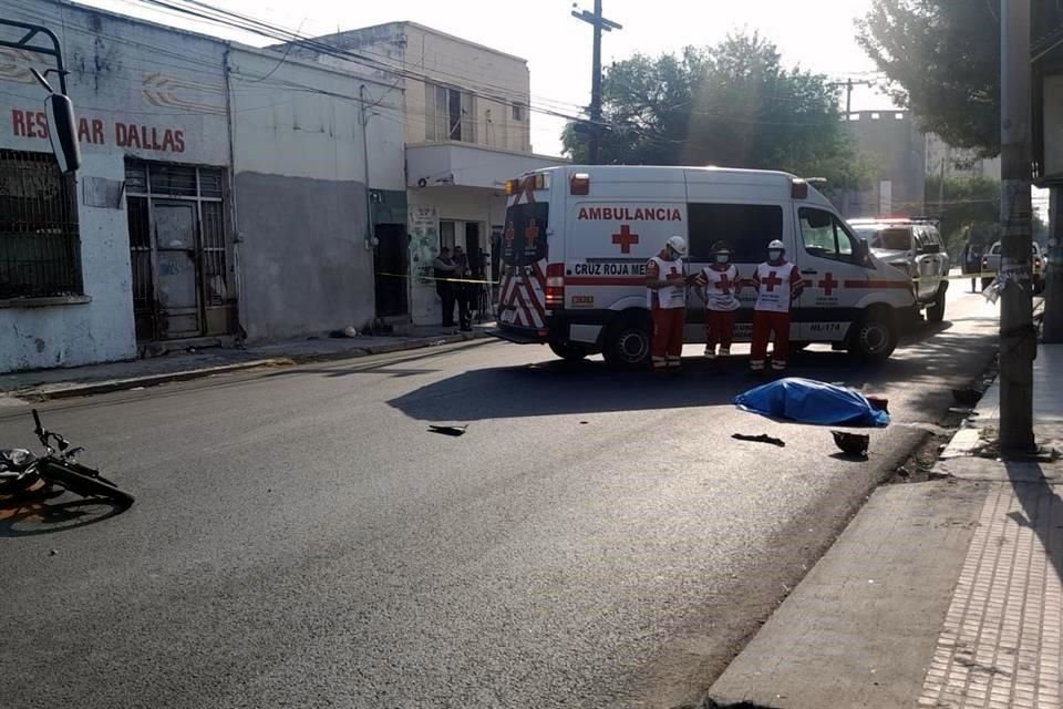El percance se reportó a las 8:00 horas en el cruce de Arteaga y Galeana.