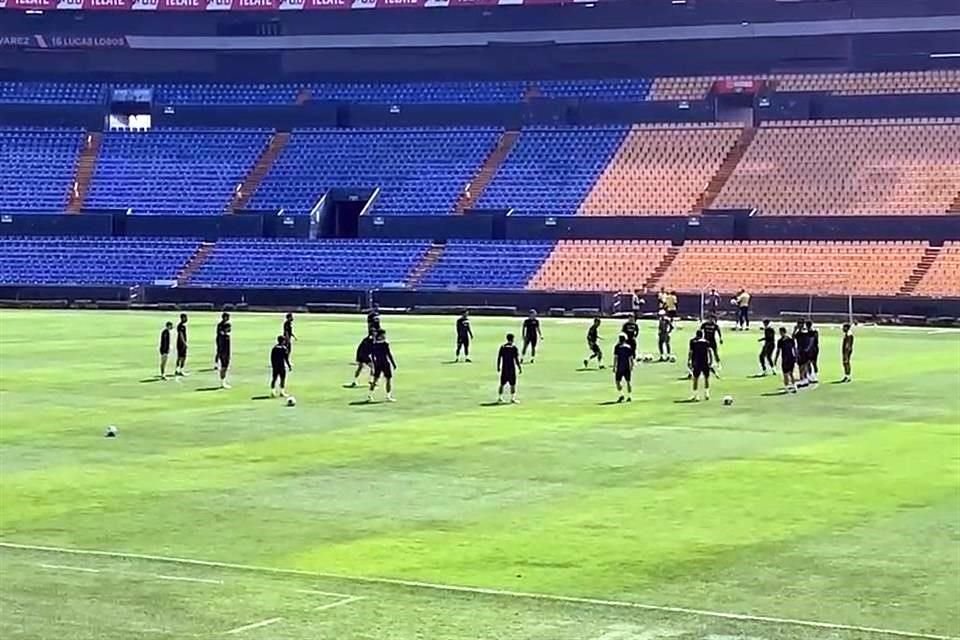 Los Tigres viajarán esta misma tarde rumbo a CDMX para el duelo ante Cruz Azul.