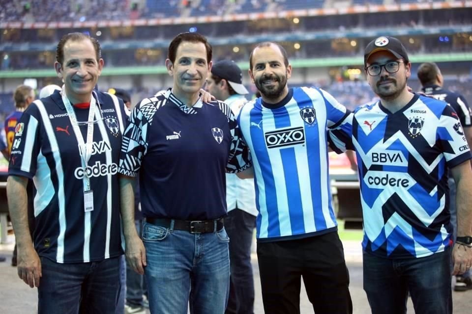 Martín Kalifa, Antonio Kalifa, Adrián Martínez y Enrique Lozano