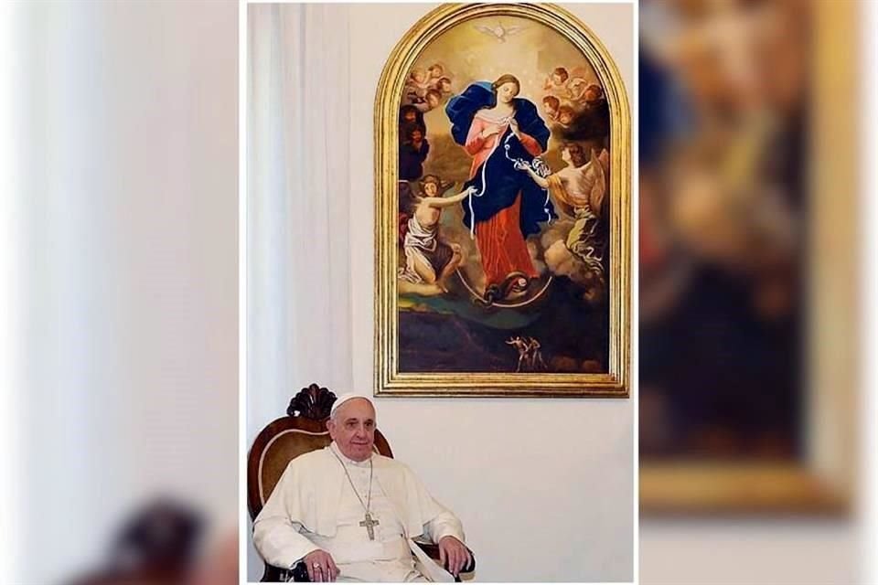 El Papa Francisco y su imagen de la Virgen María Desatadora de Nudos.