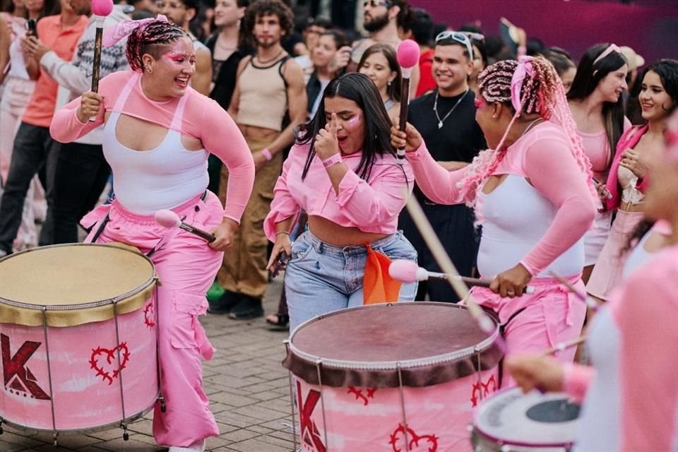 El baile y el ánimo de fiesta fueron ingredientes básicos del evento.
