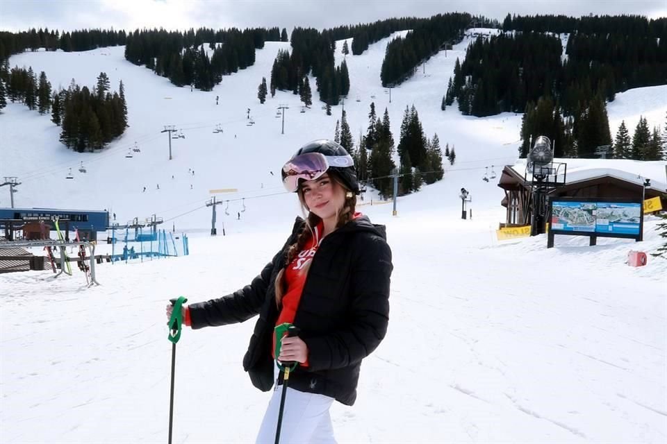 COOPER MOUNTAIN, COLORADO Rebeca Sauceda