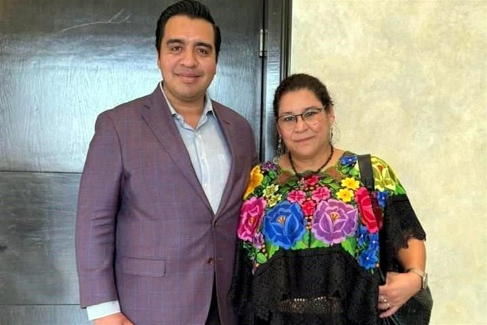 El Alcalde Jesús Nava y la magistrada Lenia Batres se reúnen ante próxima elección judicial y coinciden en importancia de la participación.